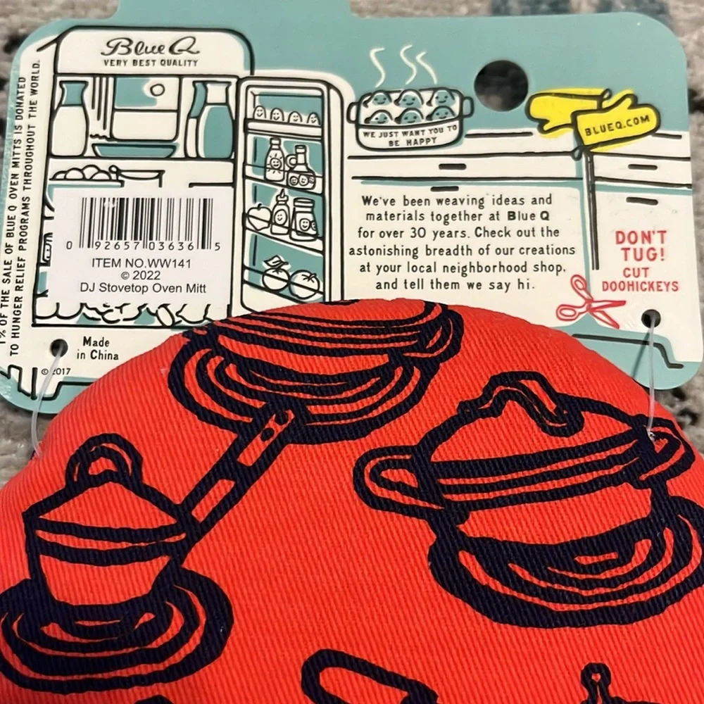 NWT Blue Q DJ Stove Top Oven Mitt - Picture 8 of 9